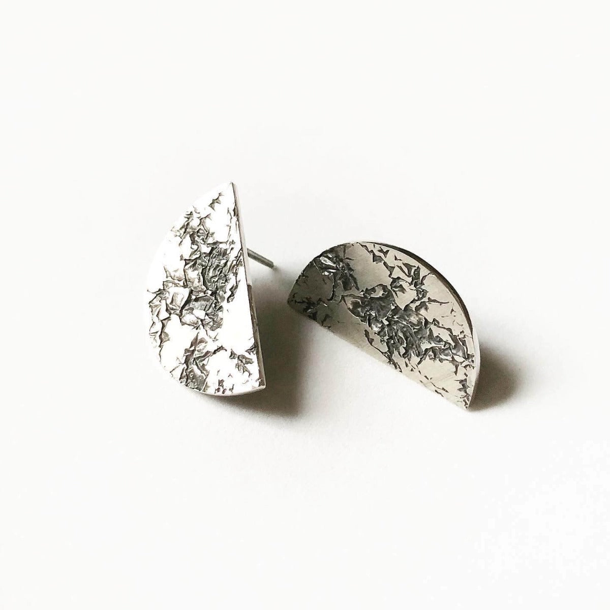 Félkör fülbevaló